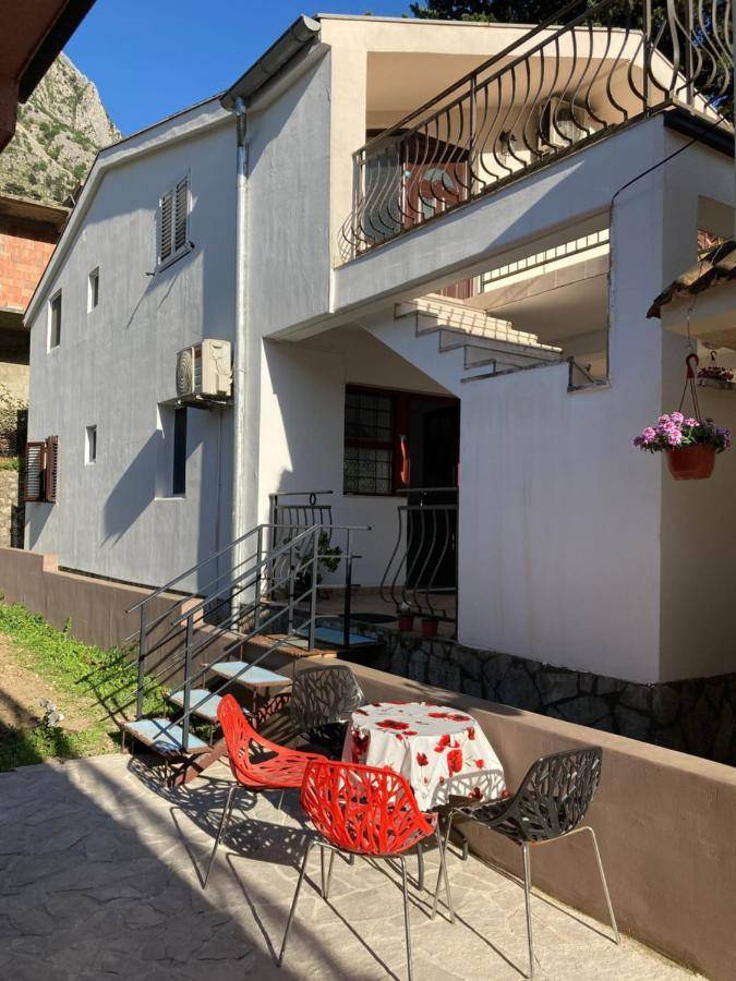 Urosevic Seaside Apartments Kotor Exterior foto